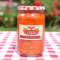 Ljuti domaći ajvar